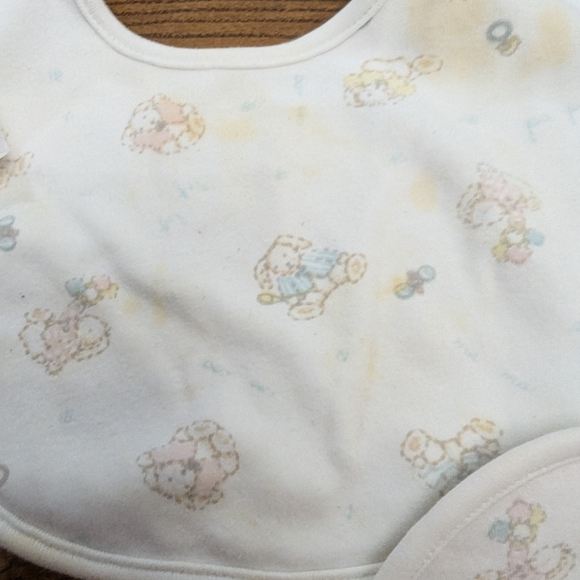 Lot of Baby Bibs. One silicone with pocket. Some waterproof. - Picture 2 of 15